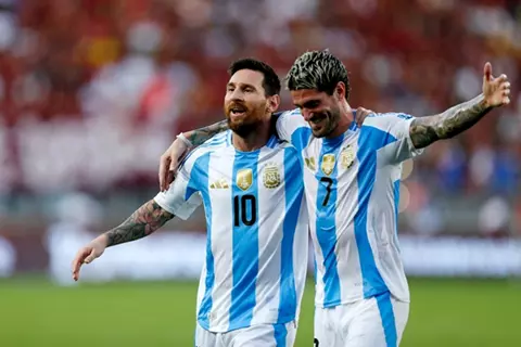 دي بول: ميسي تدخل في مفاوضات انتقالي إلى إنتر ميامي